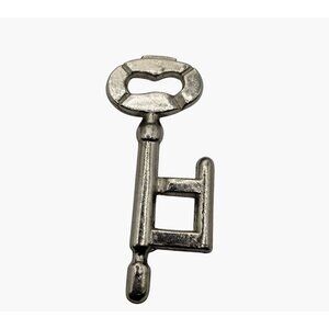 Wizerdy Magic Trick Cast Key Puzzle Part Metal Skeleton Charm Pendant